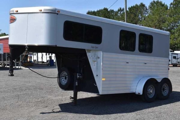 2014 Sundowner 2 Horse Gooseneck Trailer - Image 4