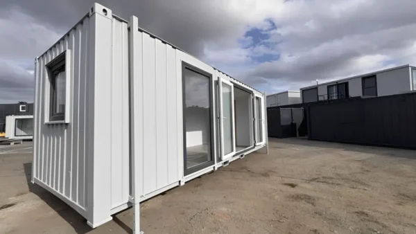 24ft x 9ft Site Office with Toilet – Sales Office / Marketing Suite / Portable Site Cabin - Image 5