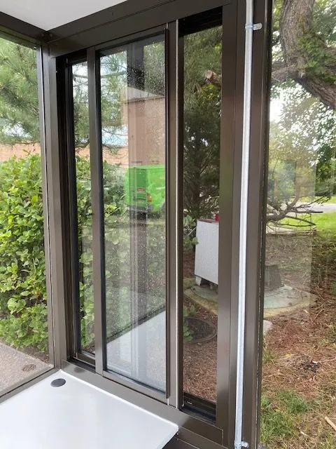 Guard Shack - Image 5